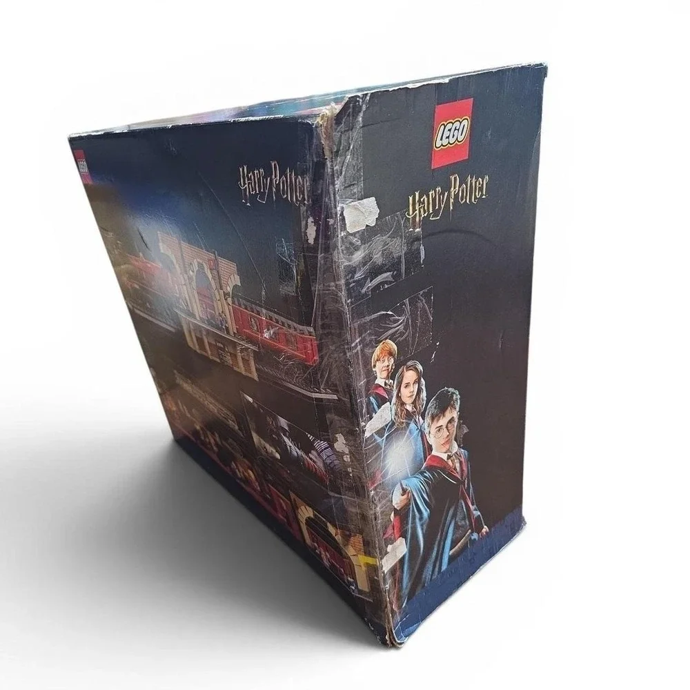 Harry Potter Hogwarts Express Collectors' Edition lego # 76405 *Damaged Box*